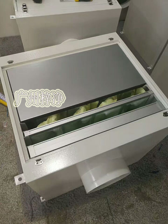 增壓新風(fēng)柜又稱為增壓過濾箱，新風(fēng)機組，鮮風(fēng)柜等