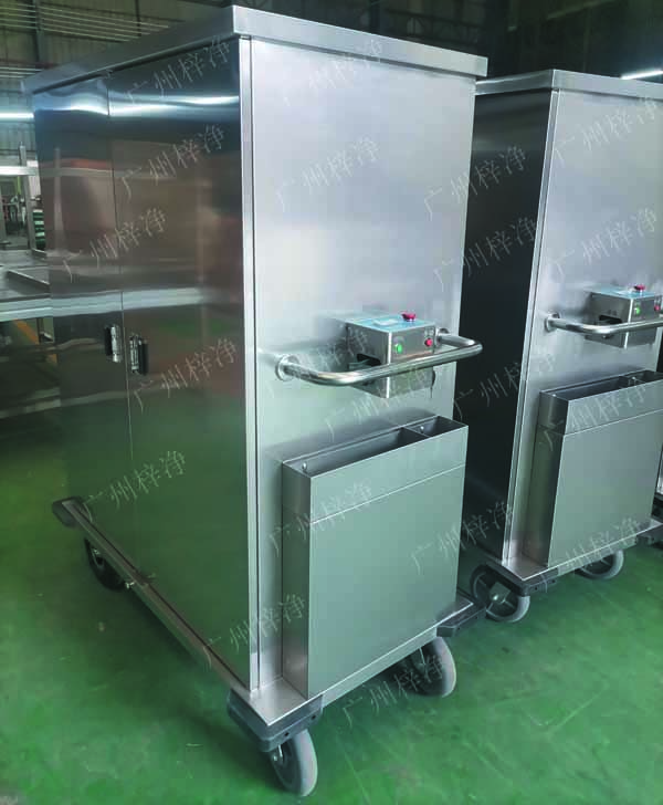 密閉式滅菌器械物品電動轉(zhuǎn)運車有單面雙開門,單側(cè)門可旋轉(zhuǎn)角度≥220°度開啟設計，裝卸物品更方便;